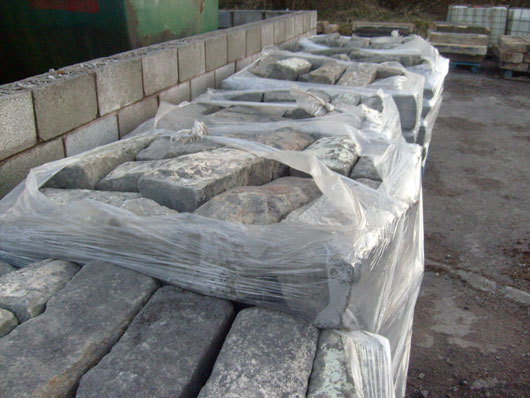 WALLING STONE