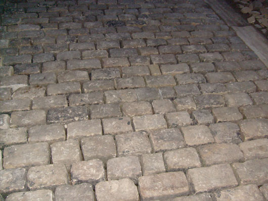 COBBLE SETTS WHEN LAYED Stone